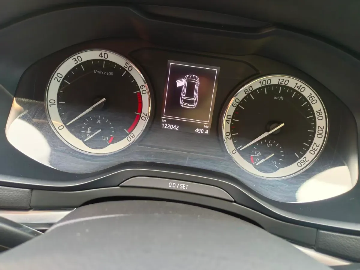 2018 Skoda Octavia 1.4T 150HP L4 7DCT,autocango,china used car exporter,china ev exporter,chinese used car exporter,chinese used ev exporter