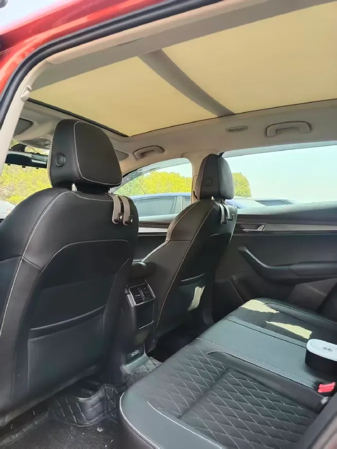 2018 Skoda Octavia 1.4T 150HP L4 7DCT,autocango,china used car exporter,china ev exporter,chinese used car exporter,chinese used ev exporter