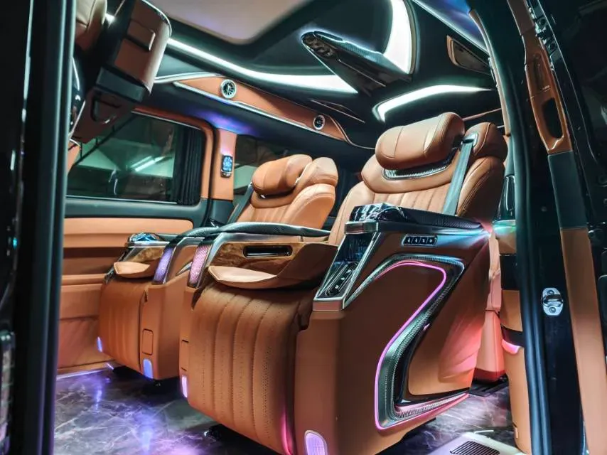 2023 Mercedes-Benz Vito 2.0T 211HP L4 9AT,autocango,china used car exporter,china ev exporter,chinese used car exporter,chinese used ev exporter