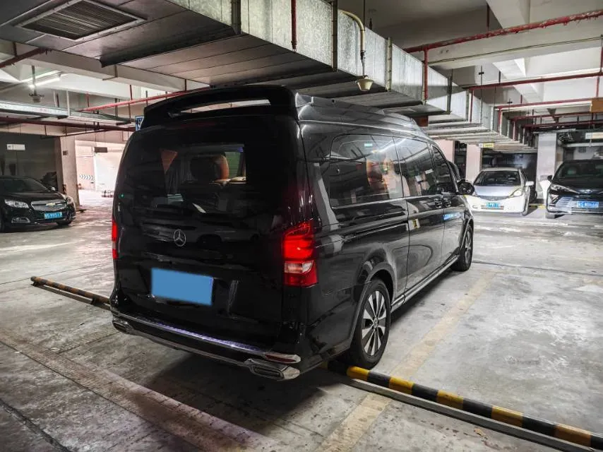 2023 Mercedes-Benz Vito 2.0T 211HP L4 9AT,autocango,china used car exporter,china ev exporter,chinese used car exporter,chinese used ev exporter