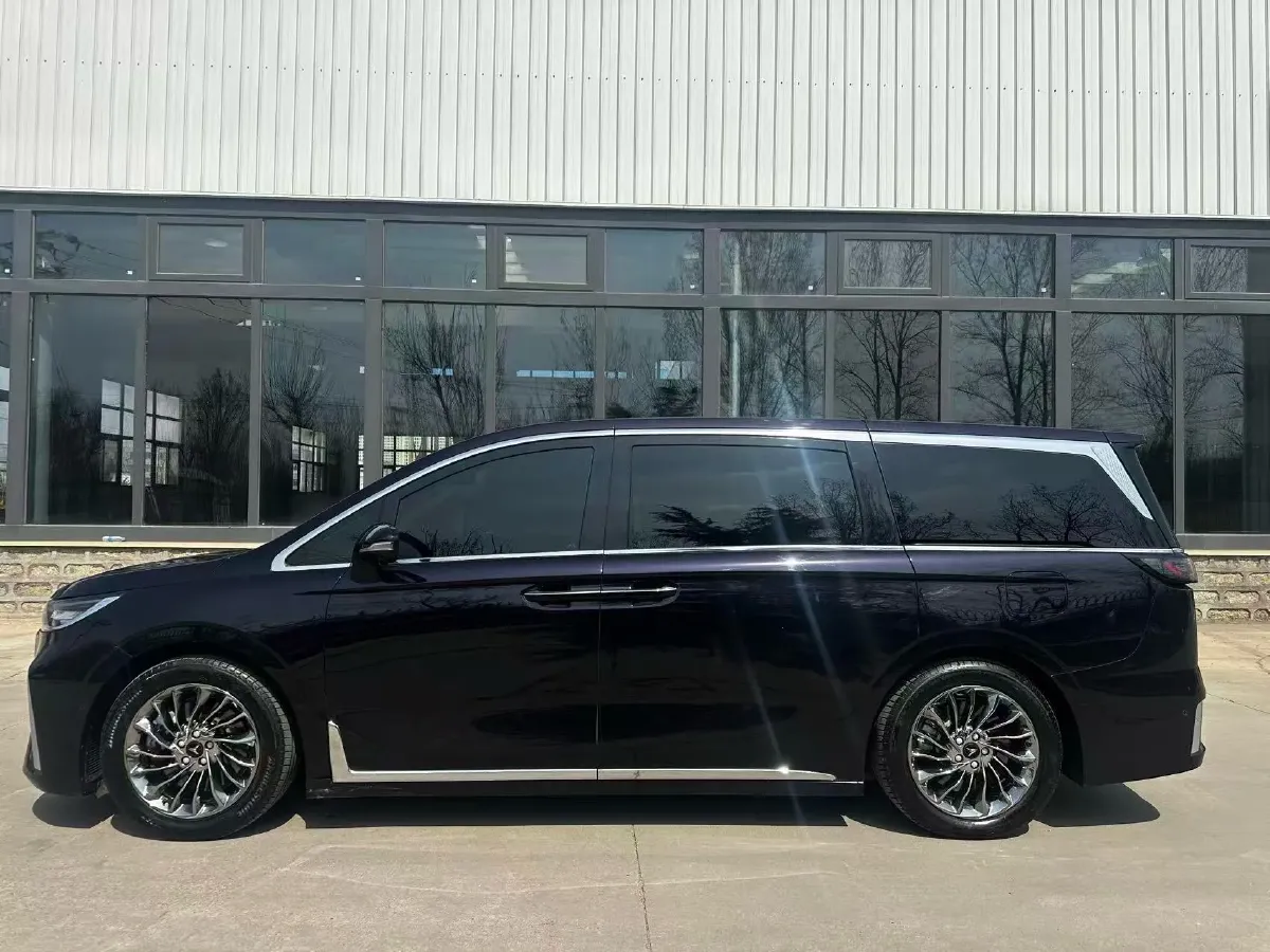 2022 Voyah Dream 1.5T 136HP L4 PHEV 25.57KWH,autocango,china used car exporter,china ev exporter,chinese used car exporter,chinese used ev exporter