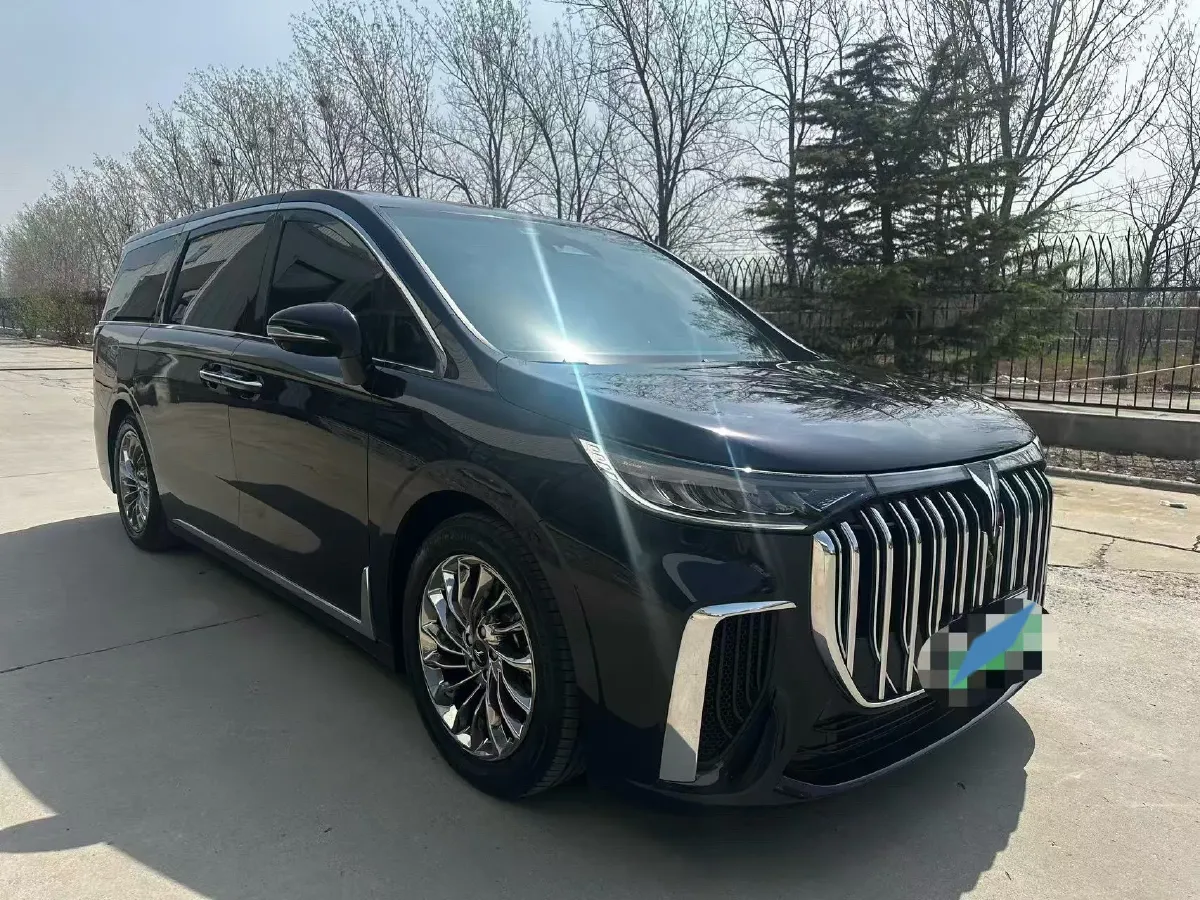 2022 Voyah Dream 1.5T 136HP L4 PHEV 25.57KWH,autocango,china used car exporter,china ev exporter,chinese used car exporter,chinese used ev exporter