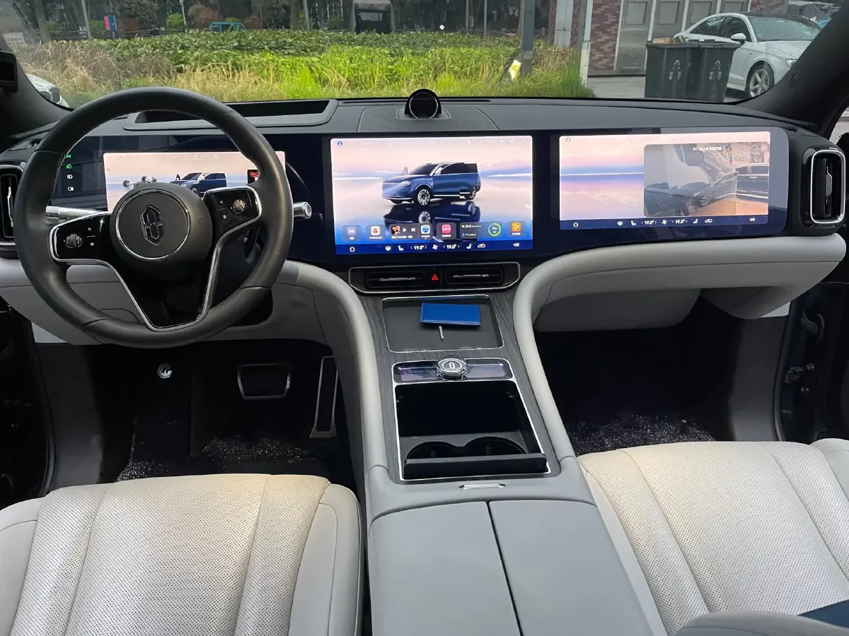 2024 AITO AITO M9 1.5T 152HP L4 REEV 42KWH,autocango,china used car exporter,china ev exporter,chinese used car exporter,chinese used ev exporter