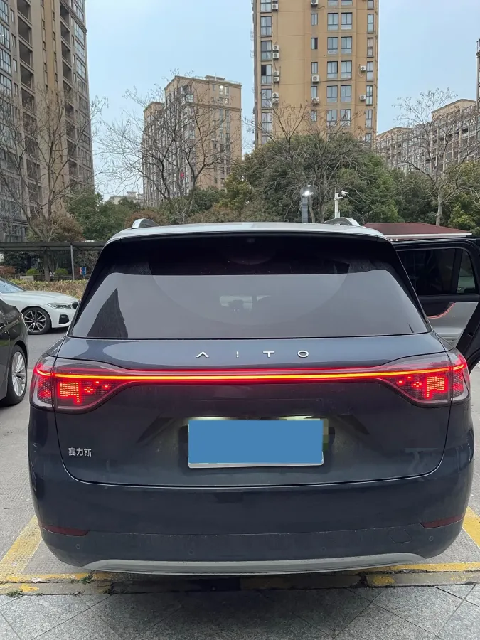2024 AITO AITO M9 1.5T 152HP L4 REEV 42KWH,autocango,china used car exporter,china ev exporter,chinese used car exporter,chinese used ev exporter