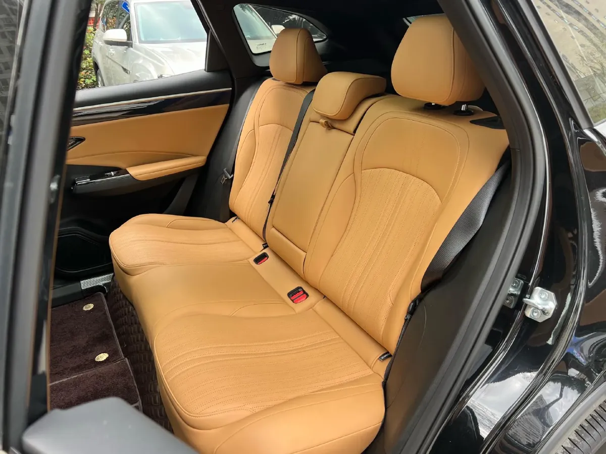 2024 Geely Galaxy L7 1.5T 163HP L4 3DHT PHEV 18.7KWH,autocango,china used car exporter,china ev exporter,chinese used car exporter,chinese used ev exporter