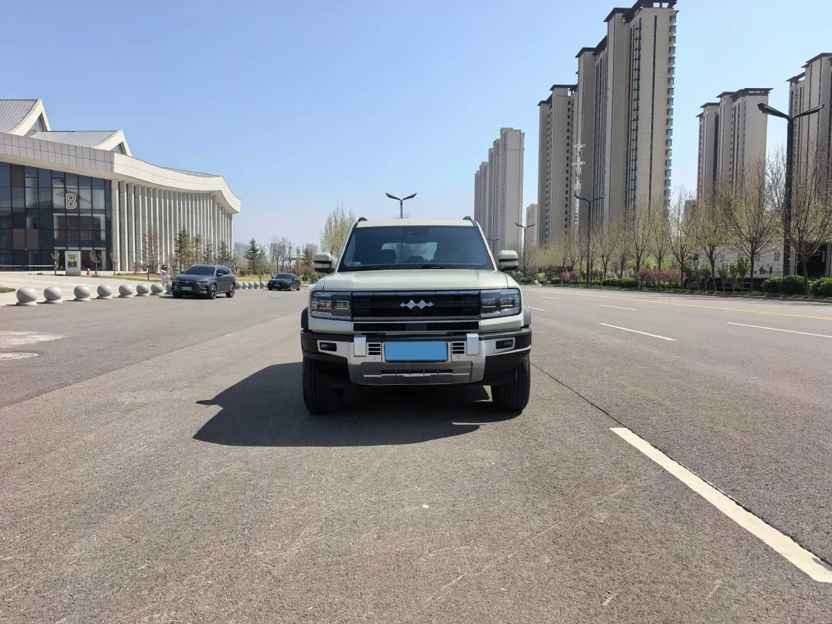 2023 FangChengBao Bao 5 1.5T 194HP L4 E-CVT PHEV 31.8KWH,autocango,china used car exporter,china ev exporter,chinese used car exporter,chinese used ev exporter