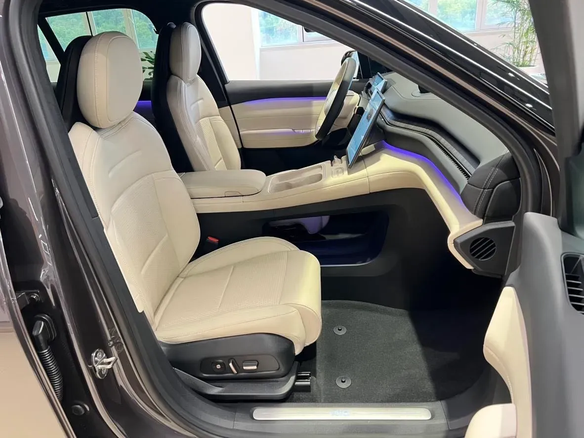 2023 NIO ES6 BEV 75KWH,autocango,china used car exporter,china ev exporter,chinese used car exporter,chinese used ev exporter