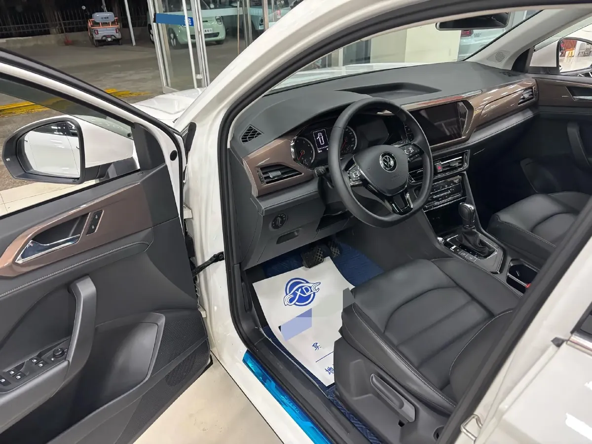 2021 Volkswagen Tharu 1.4T 150HP L4 7DCT,autocango,china used car exporter,china ev exporter,chinese used car exporter,chinese used ev exporter
