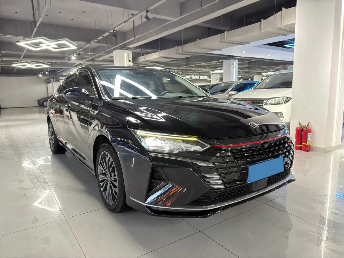 2021 DongFeng Aeolus YiXuan MAX 1.5T 190HP L4 7DCT,autocango,china used car exporter,china ev exporter,chinese used car exporter,chinese used ev exporter
