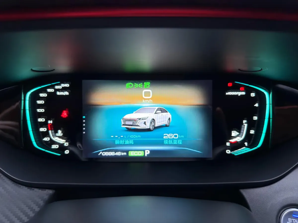 2021 DongFeng Aeolus YiXuan MAX 1.5T 190HP L4 7DCT,autocango,china used car exporter,china ev exporter,chinese used car exporter,chinese used ev exporter