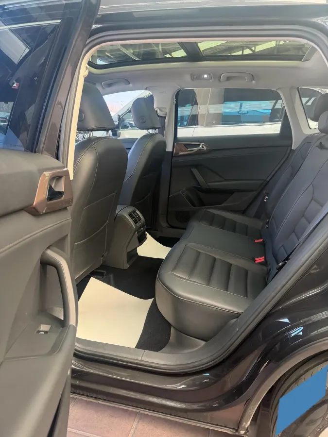 2022 Volkswagen Tharu 1.4T 150HP L4 7DCT,autocango,china used car exporter,china ev exporter,chinese used car exporter,chinese used ev exporter