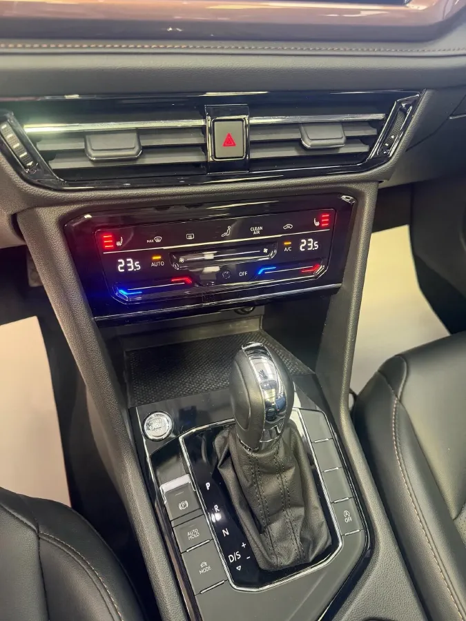 2022 Volkswagen Tharu 1.4T 150HP L4 7DCT,autocango,china used car exporter,china ev exporter,chinese used car exporter,chinese used ev exporter