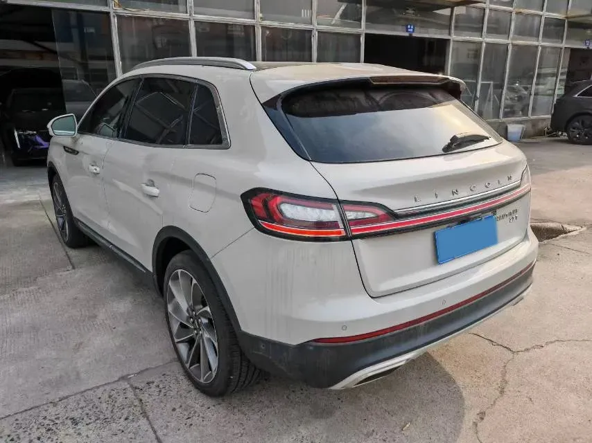 2021 Lincoln Nautilus 2.7T 322HP V6 8AT,autocango,china used car exporter,china ev exporter,chinese used car exporter,chinese used ev exporter