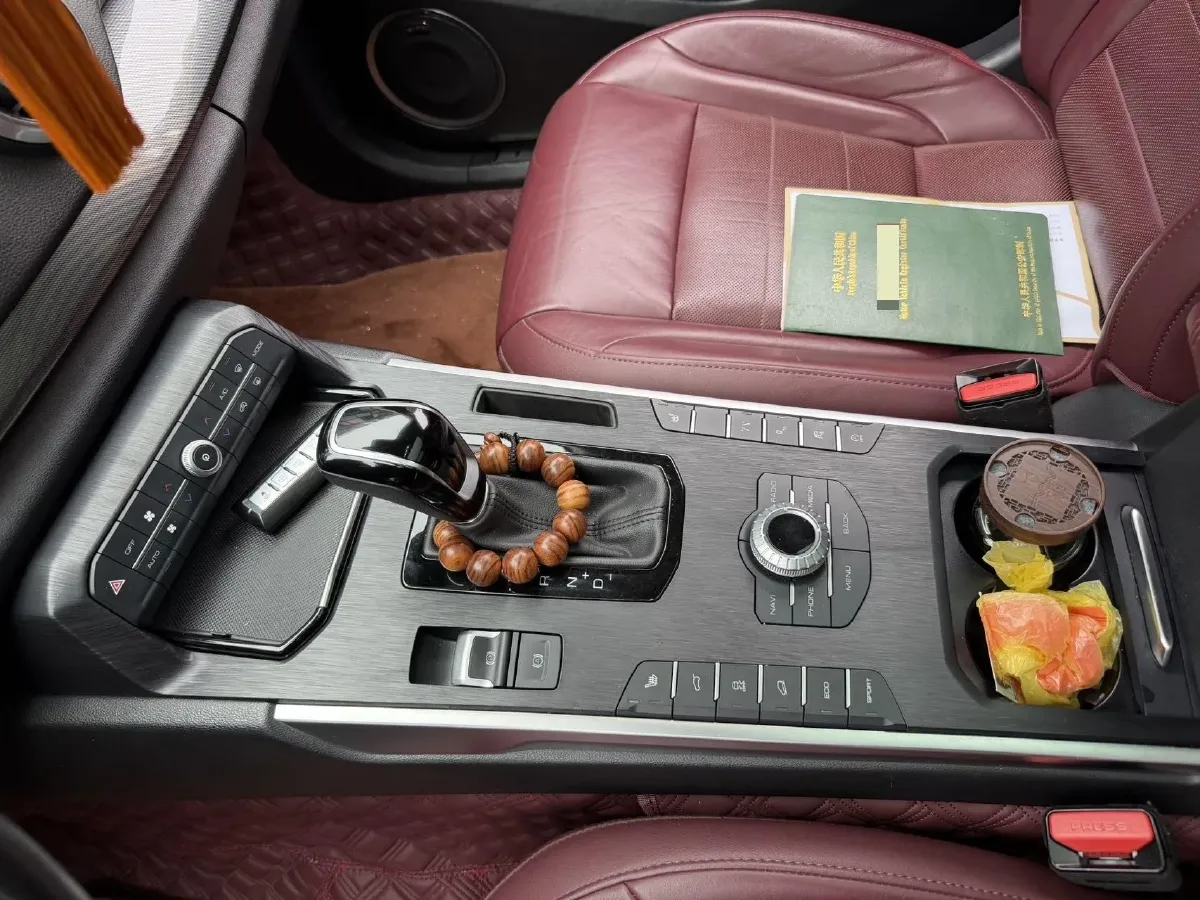 2017 WEY VV7 2.0T 234HP L4 7DCT,autocango,china used car exporter,china ev exporter,chinese used car exporter,chinese used ev exporter