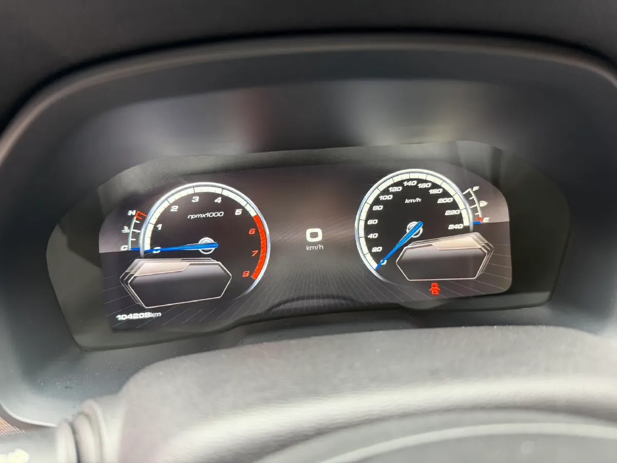 2017 WEY VV7 2.0T 234HP L4 7DCT,autocango,china used car exporter,china ev exporter,chinese used car exporter,chinese used ev exporter