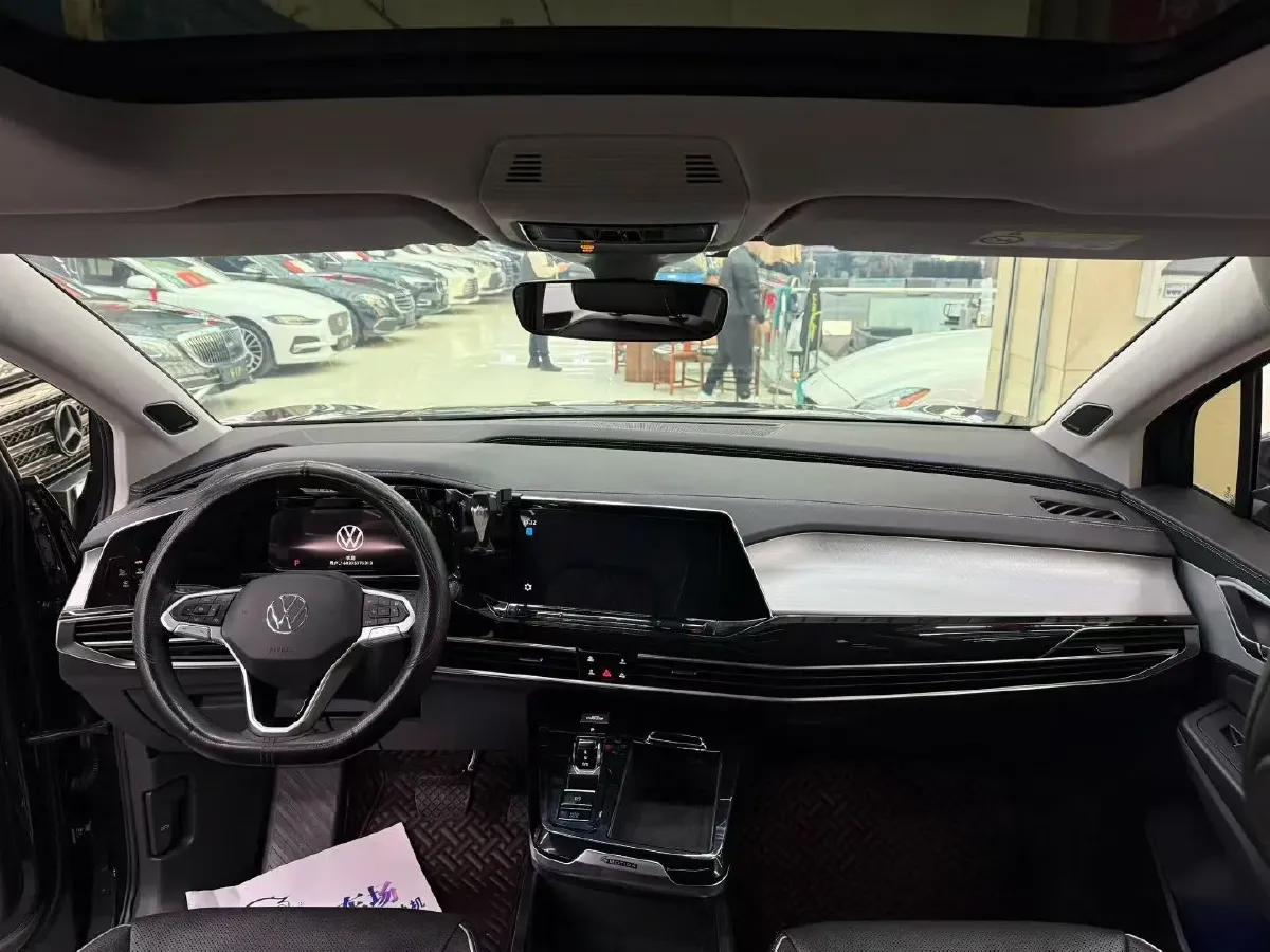 2023 Volkswagen Talagon 2.0T 220HP L4 7DCT,autocango,china used car exporter,china ev exporter,chinese used car exporter,chinese used ev exporter