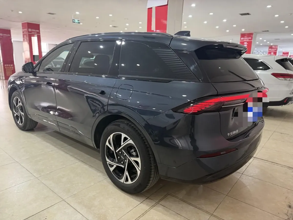 2025 Lincoln Nautilus 2.0T 282HP L4 E-CVT Hybrid,autocango,china used car exporter,china ev exporter,chinese used car exporter,chinese used ev exporter