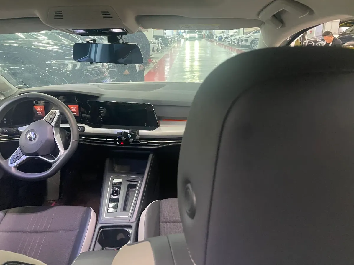 2023 Volkswagen Golf 1.4T 150HP L4 7DCT,autocango,china used car exporter,china ev exporter,chinese used car exporter,chinese used ev exporter