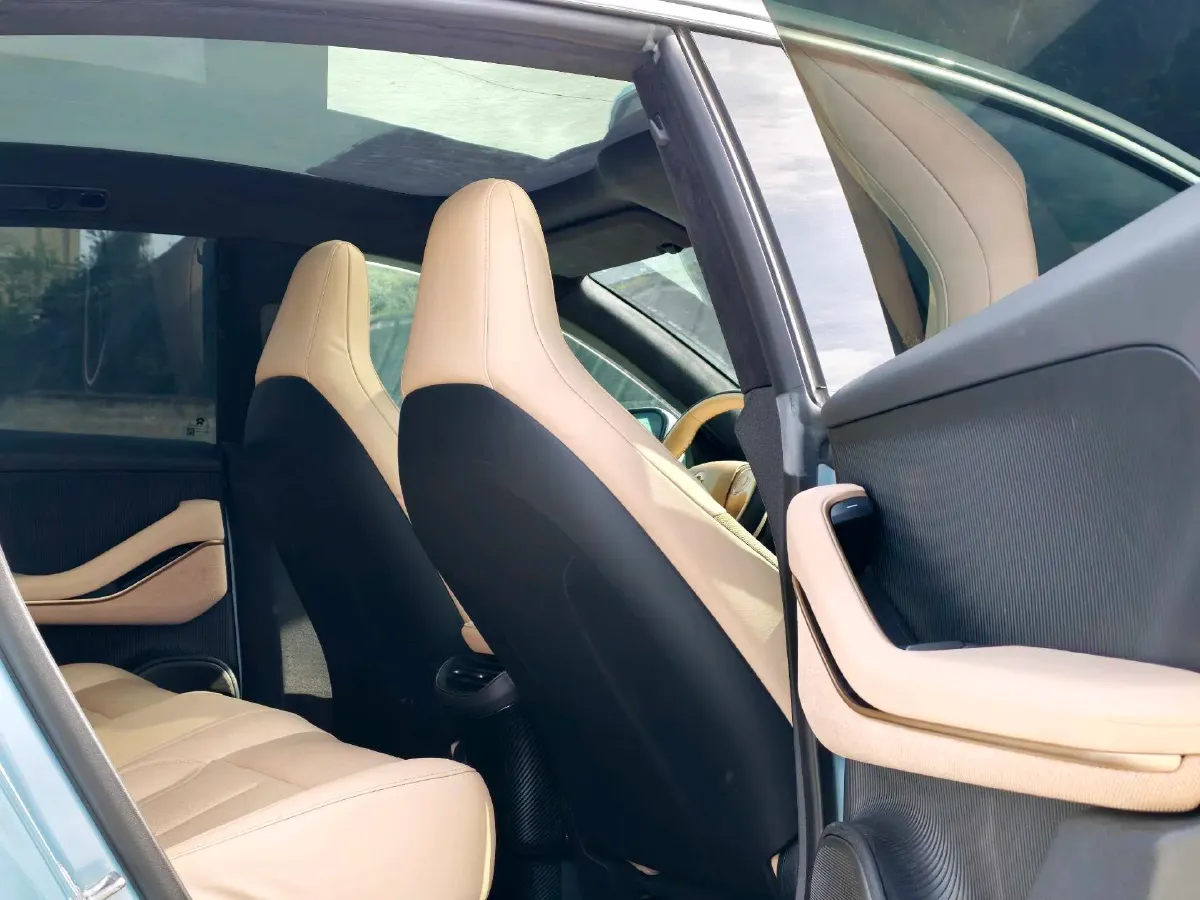 2022 JunTian HeiWuShi Youth 2.0T 203HP L4 6AT,autocango,china used car exporter,china ev exporter,chinese used car exporter,chinese used ev exporter