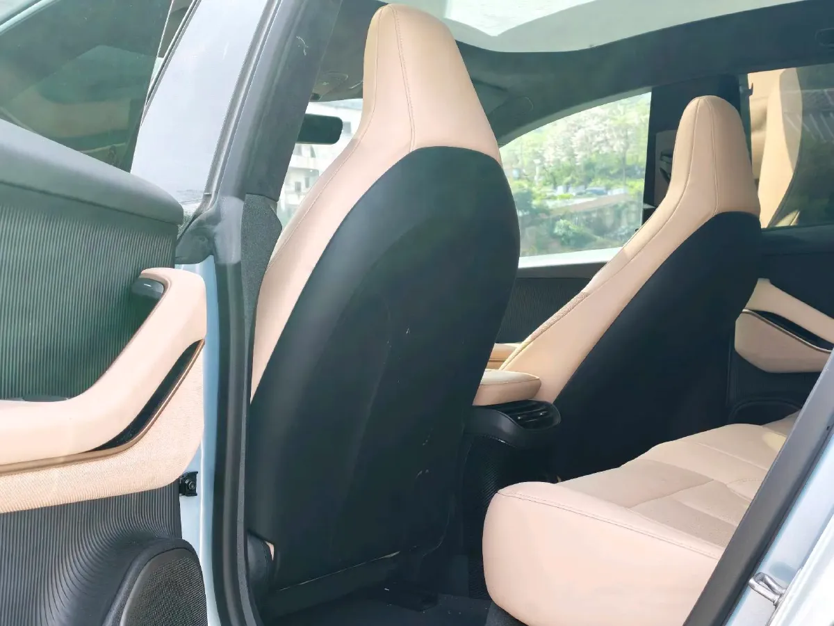 2022 JunTian HeiWuShi Youth 2.0T 203HP L4 6AT,autocango,china used car exporter,china ev exporter,chinese used car exporter,chinese used ev exporter