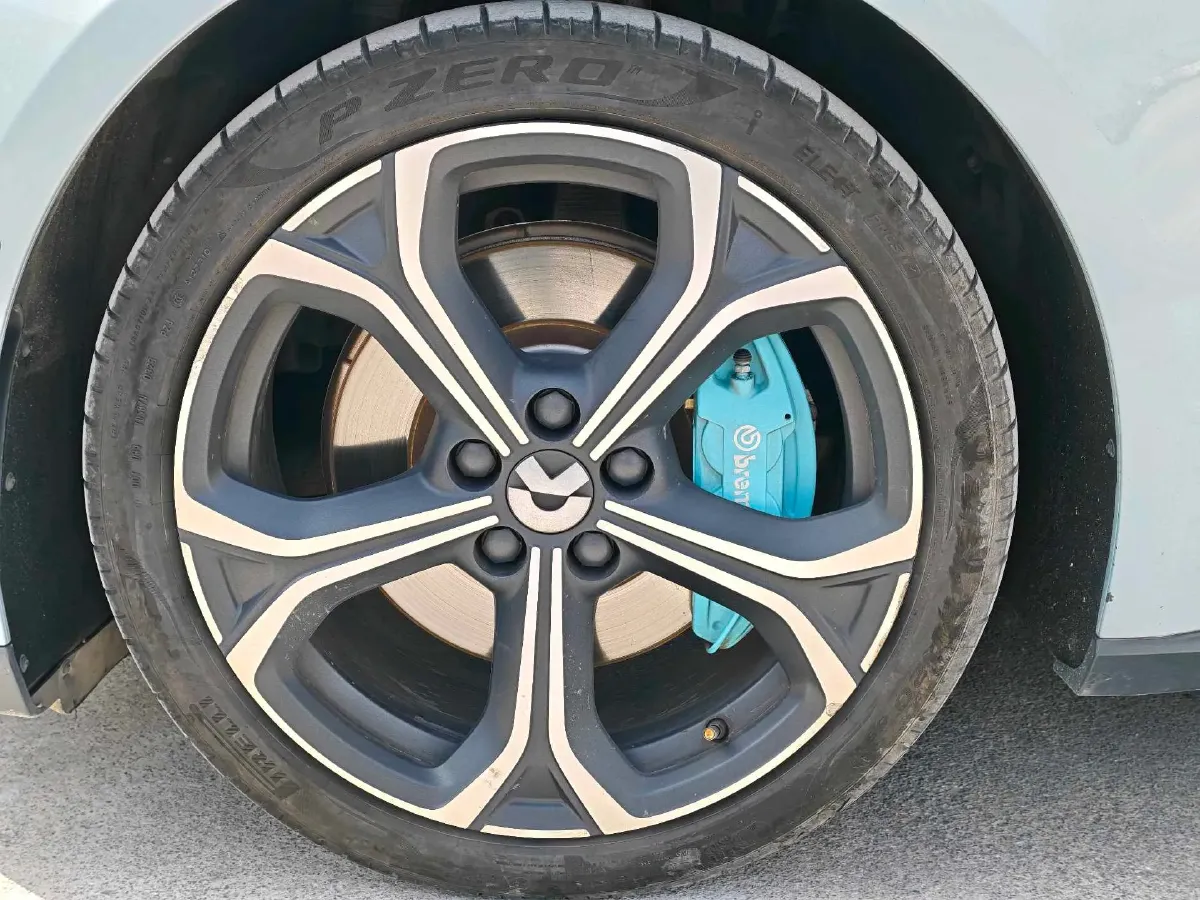 2022 JunTian HeiWuShi Youth 2.0T 203HP L4 6AT,autocango,china used car exporter,china ev exporter,chinese used car exporter,chinese used ev exporter