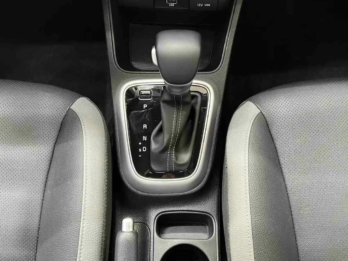 2021 Kia KX1 1.4L 100HP L4 6AT,autocango,china used car exporter,china ev exporter,chinese used car exporter,chinese used ev exporter