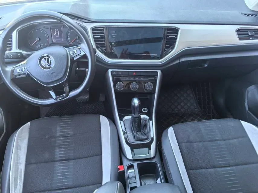 2022 Volkswagen T-Roc 1.4T 150HP L4 7DCT,autocango,china used car exporter,china ev exporter,chinese used car exporter,chinese used ev exporter