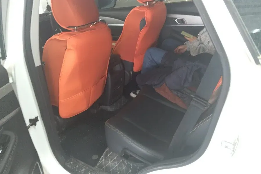 2020 Jetour X70 1.5T 156HP L4 6DCT,autocango,china used car exporter,china ev exporter,chinese used car exporter,chinese used ev exporter