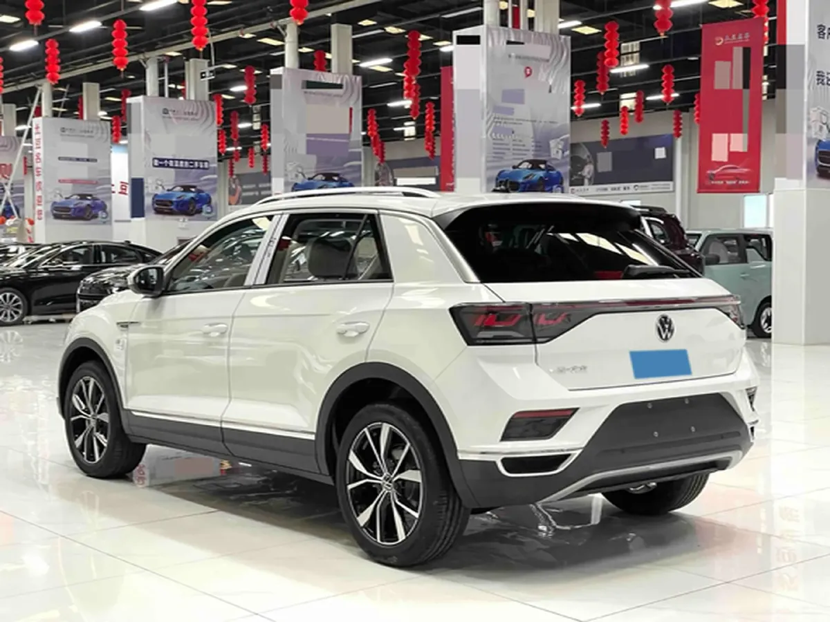2025 Volkswagen T-Roc 1.4T 150HP L4 7DCT,autocango,china used car exporter,china ev exporter,chinese used car exporter,chinese used ev exporter