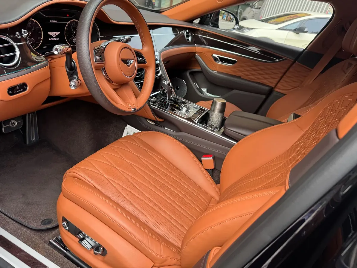 2022 Bentley Flying Spur 4.0T 550HP V8 8DCT,autocango,china used car exporter,china ev exporter,chinese used car exporter,chinese used ev exporter