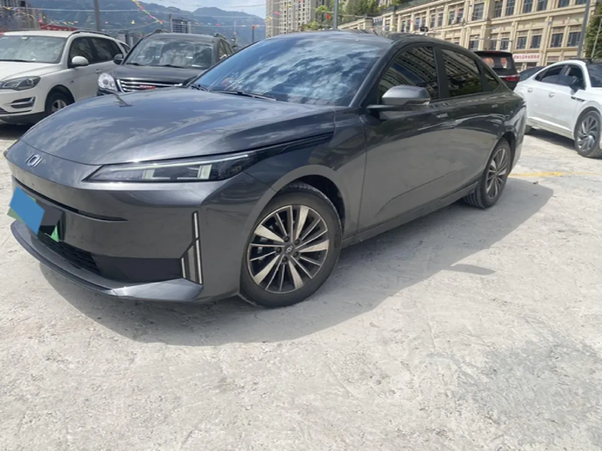 2024 ChangAn QiYuan A05 1.5L 110HP L4 E-CVT PHEV 9.07KWH,autocango,china used car exporter,china ev exporter,chinese used car exporter,chinese used ev exporter