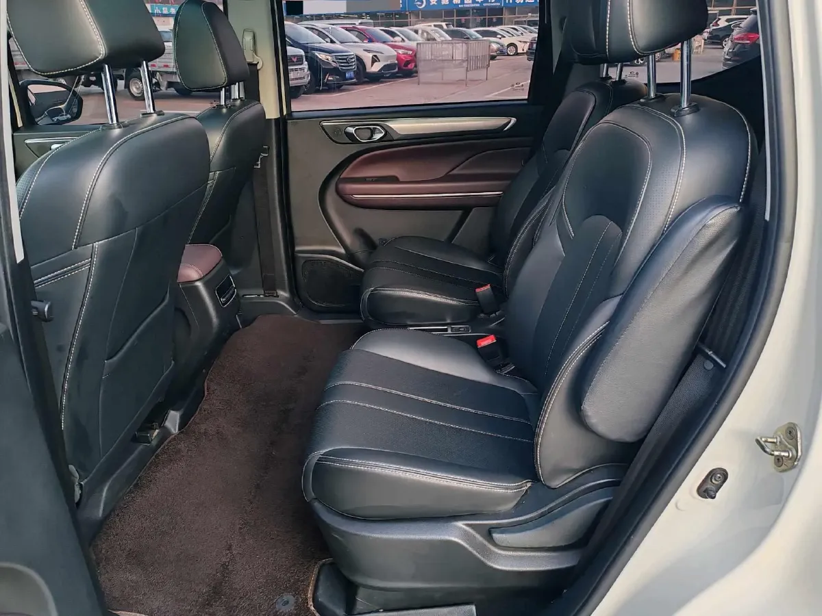 2021 GAC Trumpchi M6 1.5T 169HP L4 7DCT,autocango,china used car exporter,china ev exporter,chinese used car exporter,chinese used ev exporter