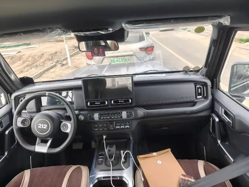 2024 212 212 T01 2.0T 252HP L4 8AT,autocango,china used car exporter,china ev exporter,chinese used car exporter,chinese used ev exporter