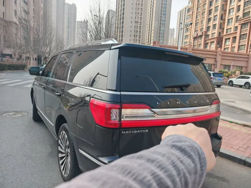 2020 Lincoln Navigator 3.5T 388HP V6 10AT,autocango,china used car exporter,china ev exporter,chinese used car exporter,chinese used ev exporter