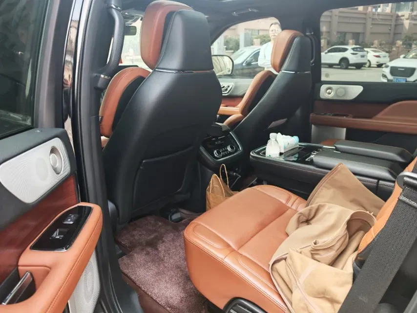 2020 Lincoln Navigator 3.5T 388HP V6 10AT,autocango,china used car exporter,china ev exporter,chinese used car exporter,chinese used ev exporter
