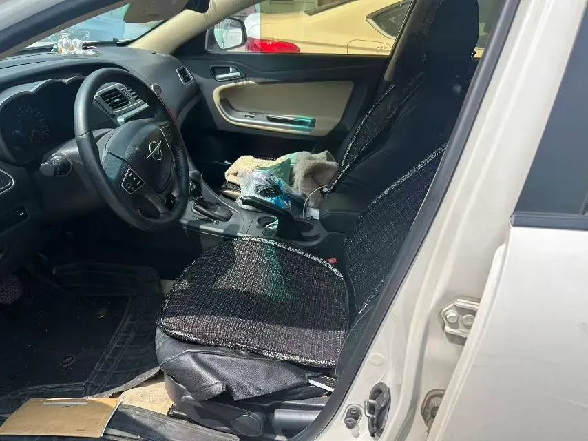 2015 HaiMa Family 1.5T 156HP L4 6AT,autocango,china used car exporter,china ev exporter,chinese used car exporter,chinese used ev exporter