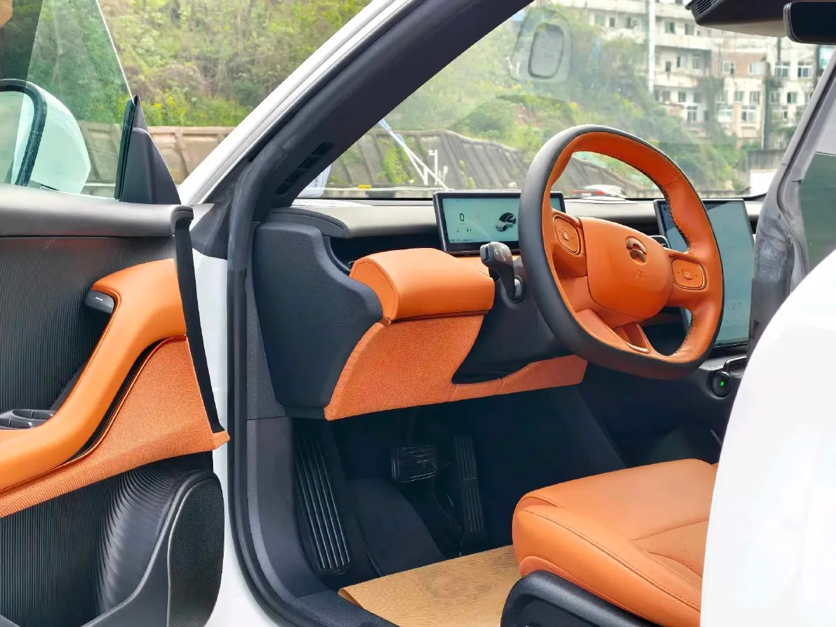 2022 JunTian HeiWuShi Youth 2.0T 203HP L4 6AT,autocango,china used car exporter,china ev exporter,chinese used car exporter,chinese used ev exporter