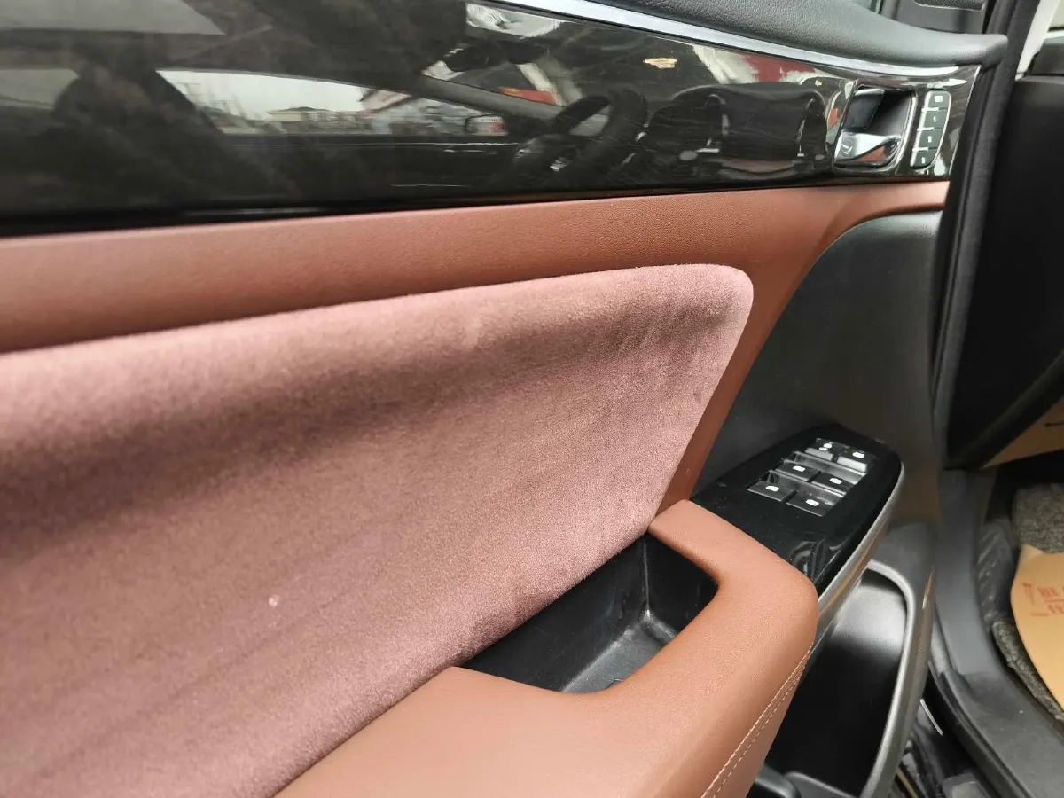 2017 GAC Trumpchi GS8 2.0T 201HP L4 6AT,autocango,china used car exporter,china ev exporter,chinese used car exporter,chinese used ev exporter