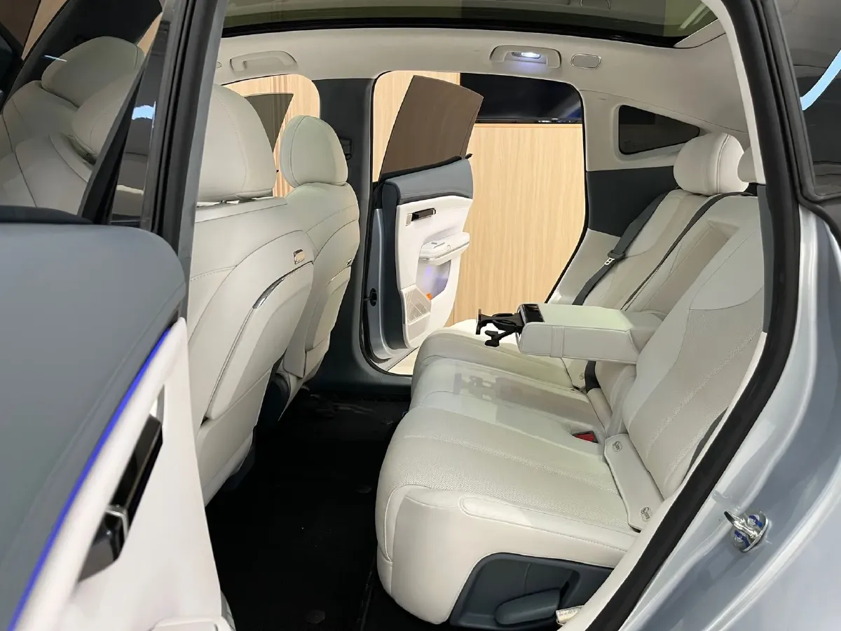 2023 HYPTEC HT BEV 80KWH,autocango,china used car exporter,china ev exporter,chinese used car exporter,chinese used ev exporter