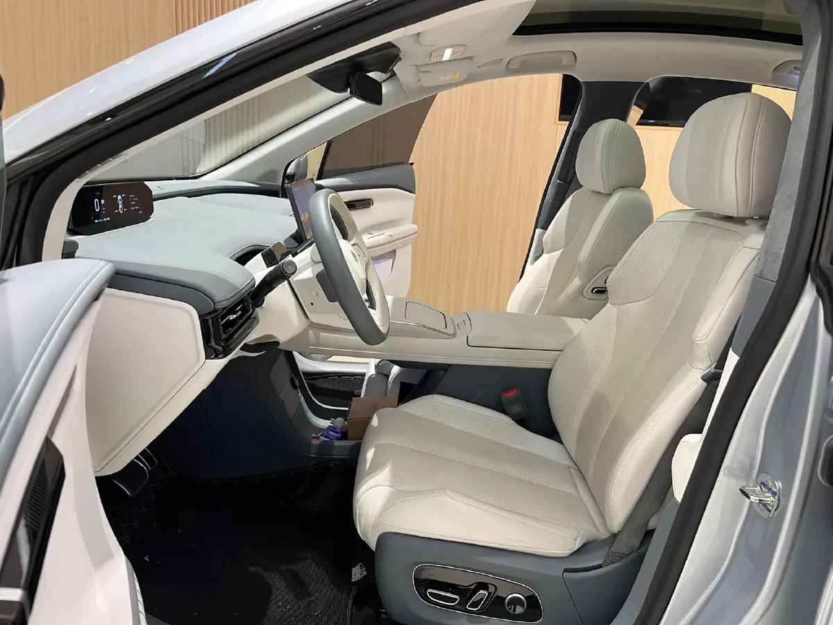 2023 HYPTEC HT BEV 80KWH,autocango,china used car exporter,china ev exporter,chinese used car exporter,chinese used ev exporter