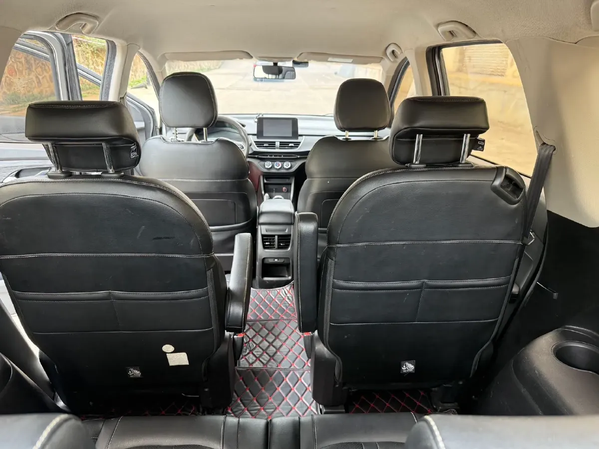 2019 BaoJun 360 1.5L 105HP L4 CVT,autocango,china used car exporter,china ev exporter,chinese used car exporter,chinese used ev exporter