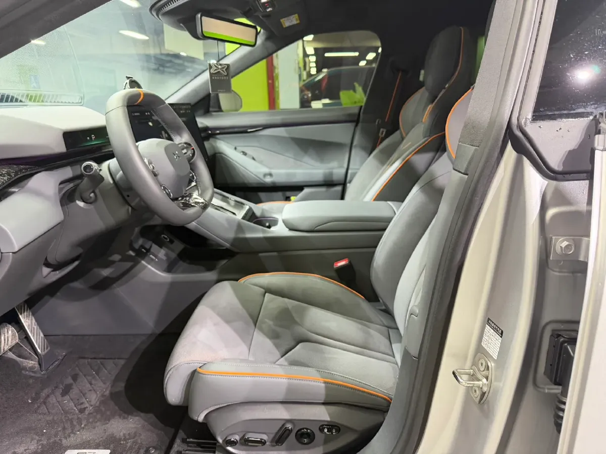 2025 Xpeng P7 BEV,autocango,china used car exporter,china ev exporter,chinese used car exporter,chinese used ev exporter