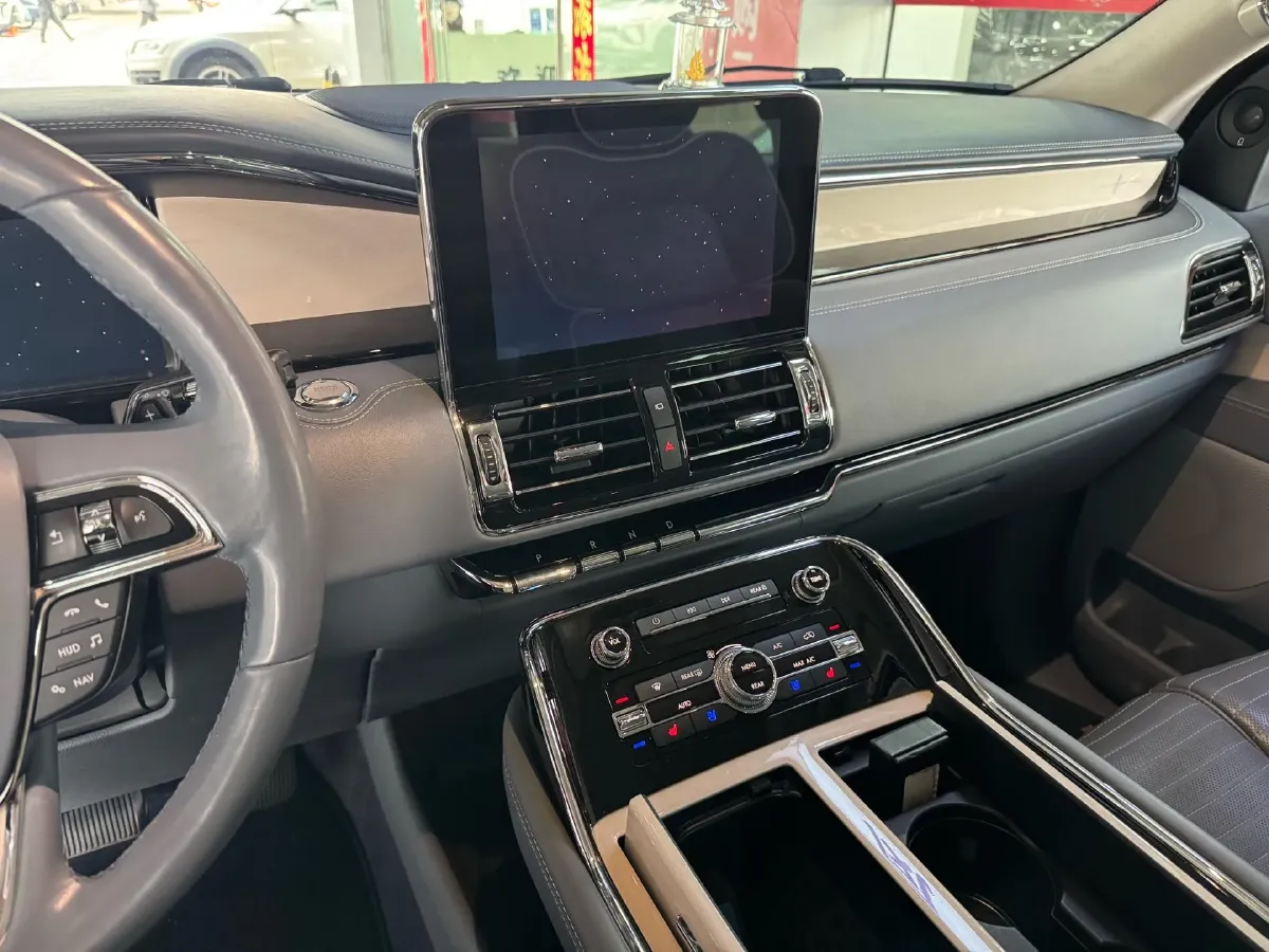 2020 Lincoln Navigator 3.5T 388HP V6 10AT,autocango,china used car exporter,china ev exporter,chinese used car exporter,chinese used ev exporter