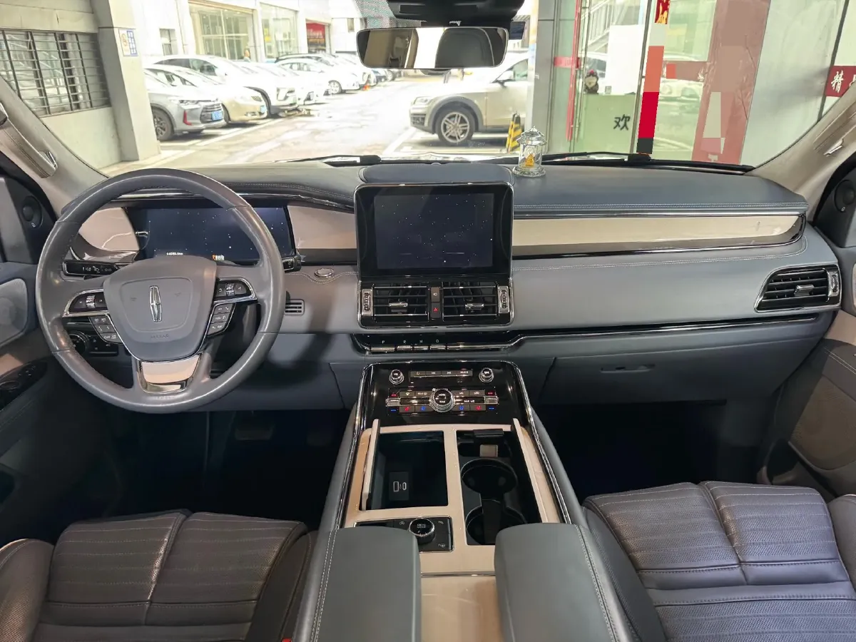 2020 Lincoln Navigator 3.5T 388HP V6 10AT,autocango,china used car exporter,china ev exporter,chinese used car exporter,chinese used ev exporter