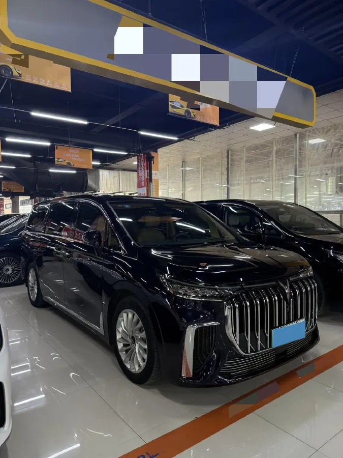 2022 Voyah Dream 1.5T 136HP L4 PHEV 25.57KWH,autocango,china used car exporter,china ev exporter,chinese used car exporter,chinese used ev exporter