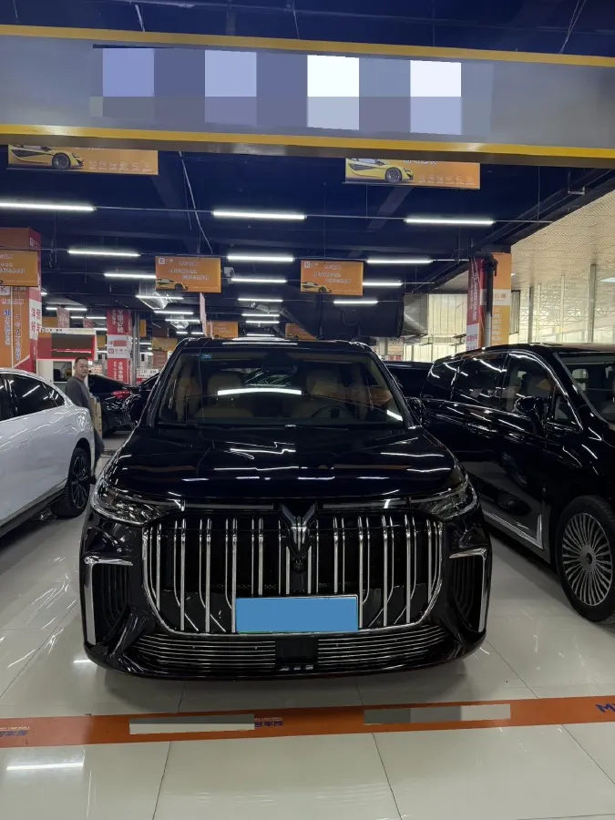 2022 Voyah Dream 1.5T 136HP L4 PHEV 25.57KWH,autocango,china used car exporter,china ev exporter,chinese used car exporter,chinese used ev exporter