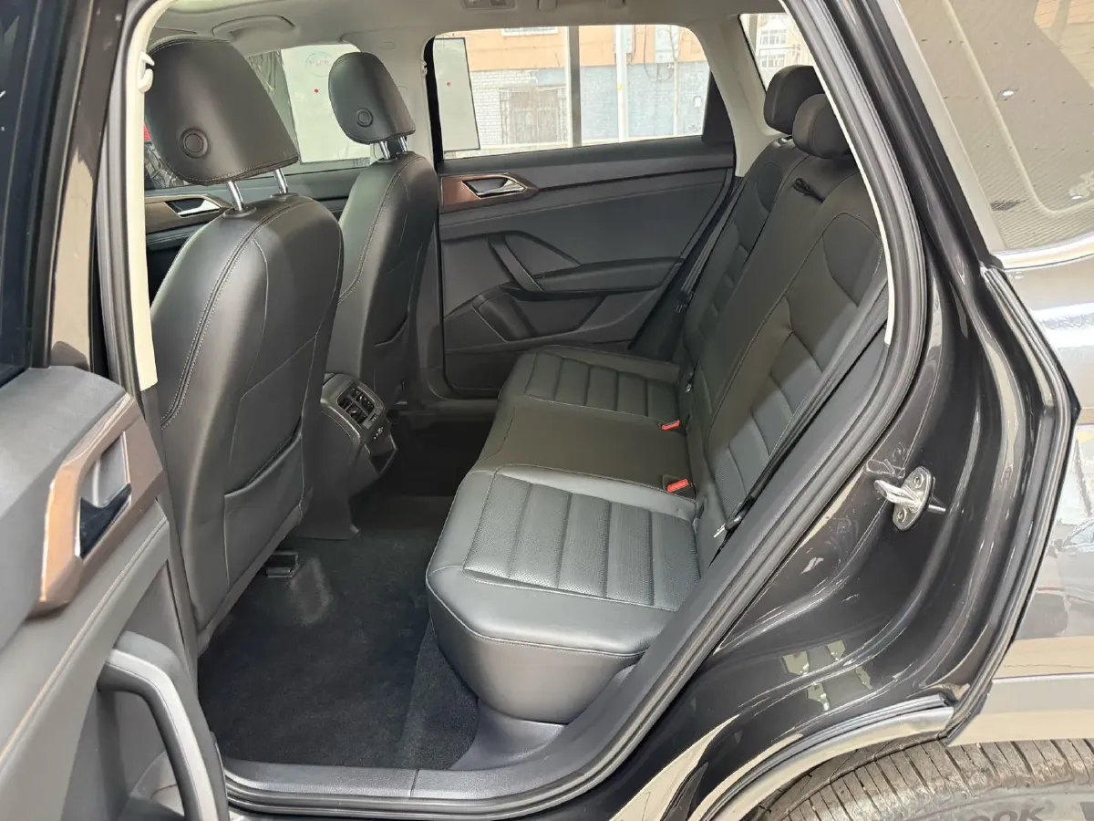 2022 Volkswagen Tharu 1.4T 150HP L4 7DCT,autocango,china used car exporter,china ev exporter,chinese used car exporter,chinese used ev exporter