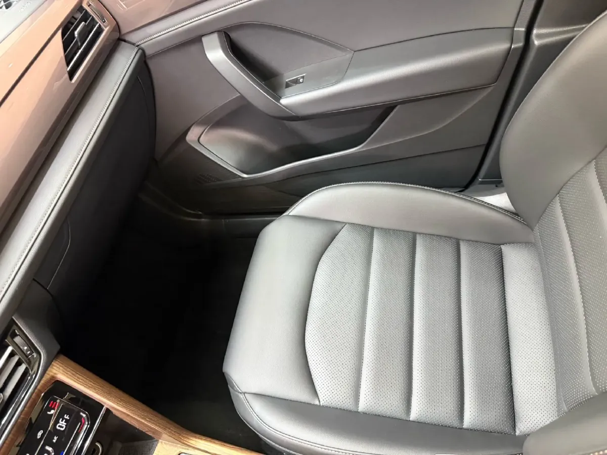 2022 Volkswagen Tharu 1.4T 150HP L4 7DCT,autocango,china used car exporter,china ev exporter,chinese used car exporter,chinese used ev exporter