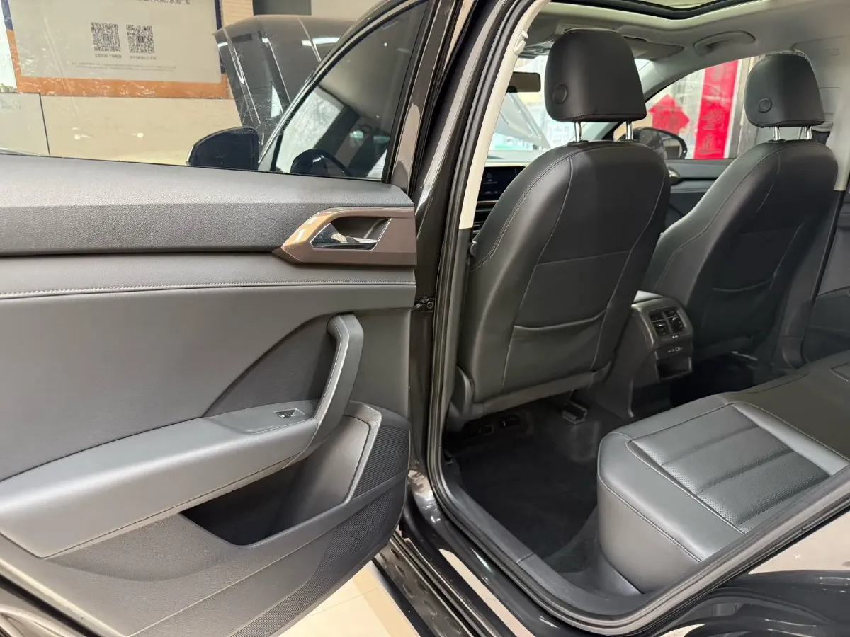 2022 Volkswagen Tharu 1.4T 150HP L4 7DCT,autocango,china used car exporter,china ev exporter,chinese used car exporter,chinese used ev exporter