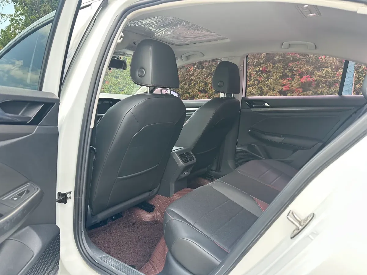 2019 MAXUS T70 2.0T 163HP L4 6AT,autocango,china used car exporter,china ev exporter,chinese used car exporter,chinese used ev exporter